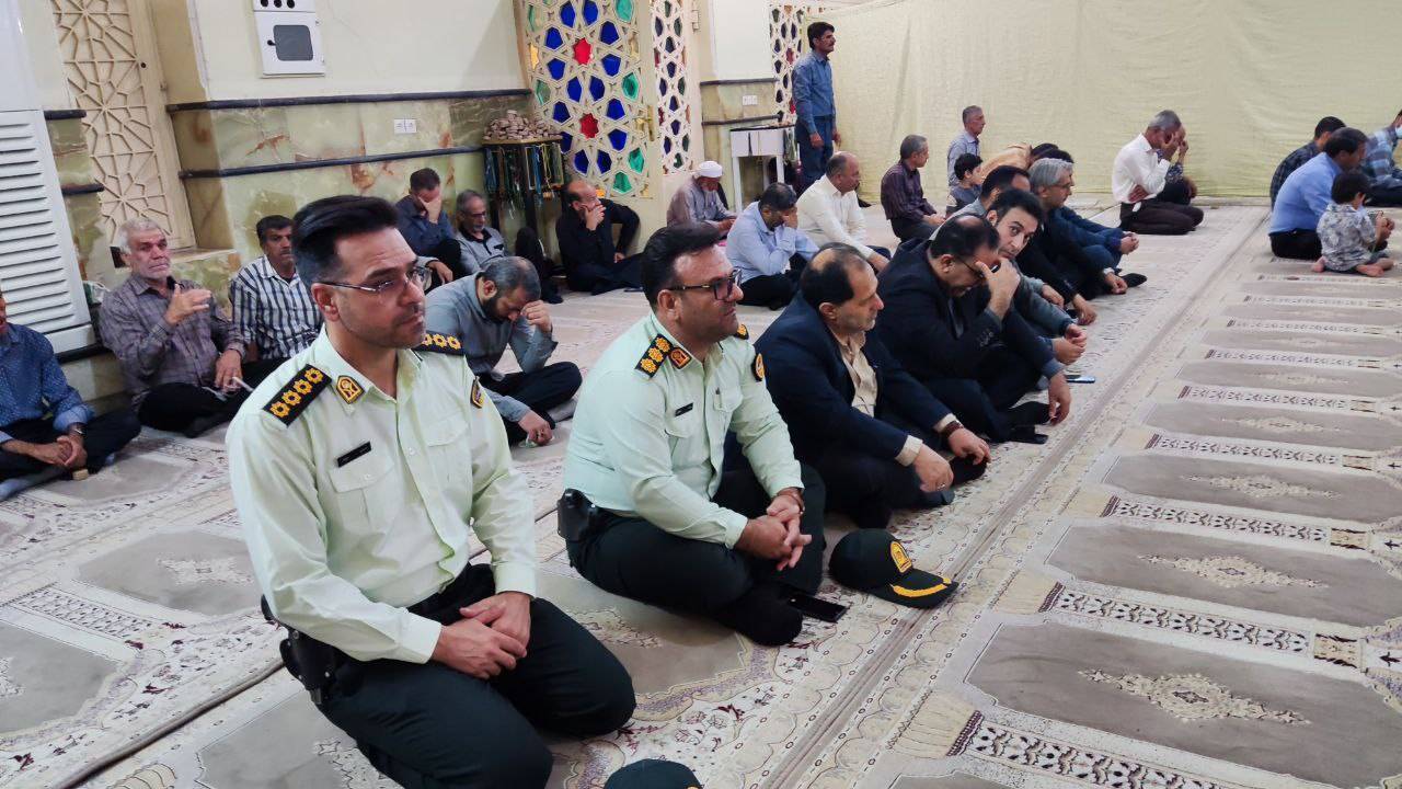 مراسم گرامیداشت ارتحال امام خمینی(ره) در لارستان مراسم گرامیداشت ارتحال امام خمینی(ره) در لارستان