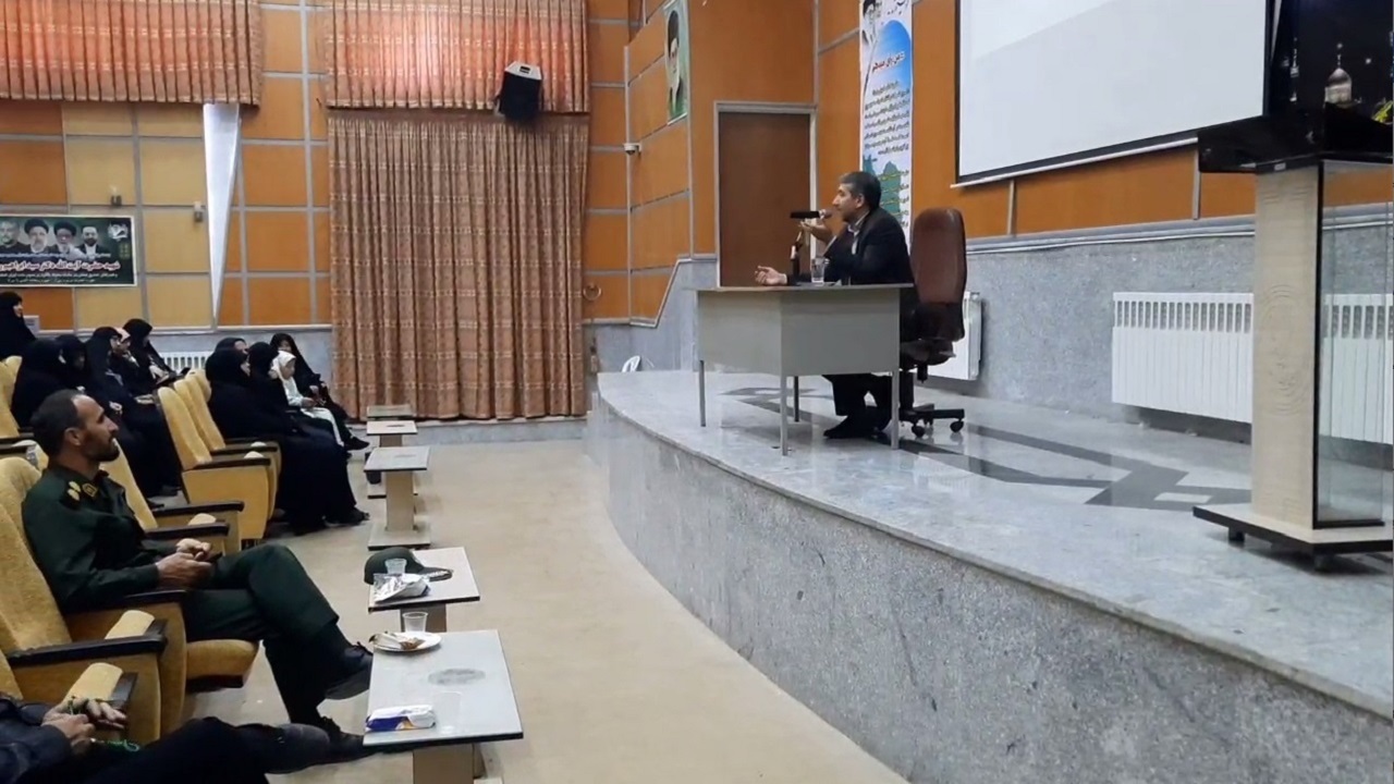 شهید رئیسی بزرگ شده مکتب امام خمینی (ره) بود