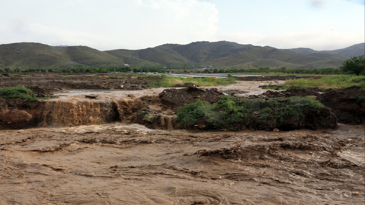 سیل راه چهار روستای کلات خراسان رضوی را مسدود کرد