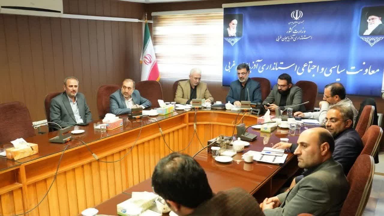 دست اندرکاران زمینه های لازم را برای مشارکت مردم در انتخابات را فراهم کنند