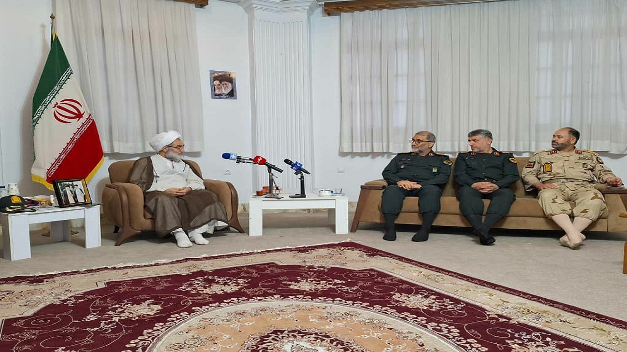 کشور نیازمند افراد خوش فکر و توانمند است