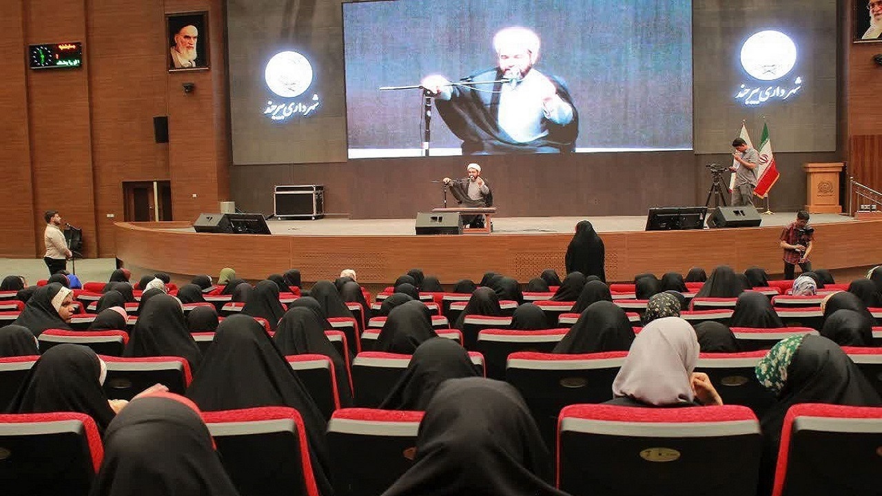 دورهمی مجردی در بیرجند برگزار شد