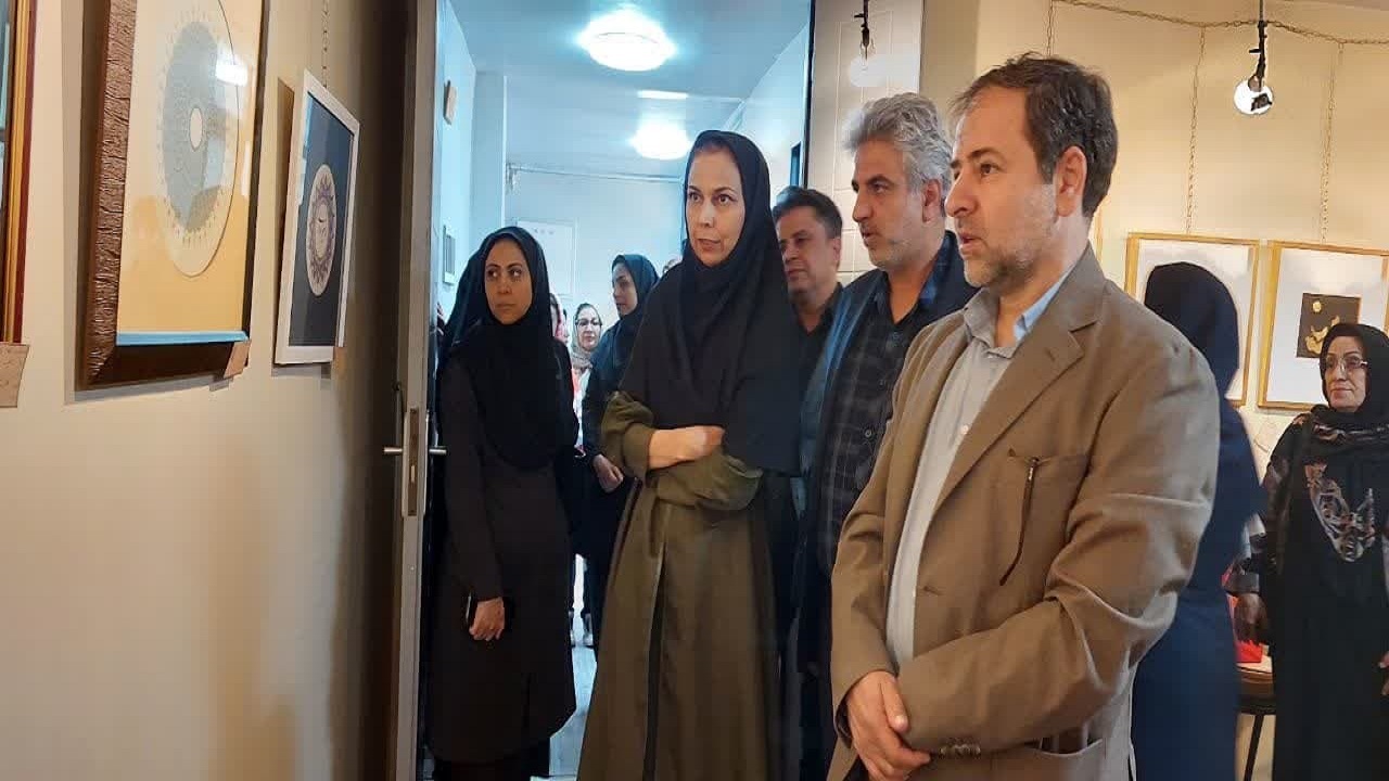 برپایی نمایشگاه آثار صنایع دستی در قزوین+ تصاویر