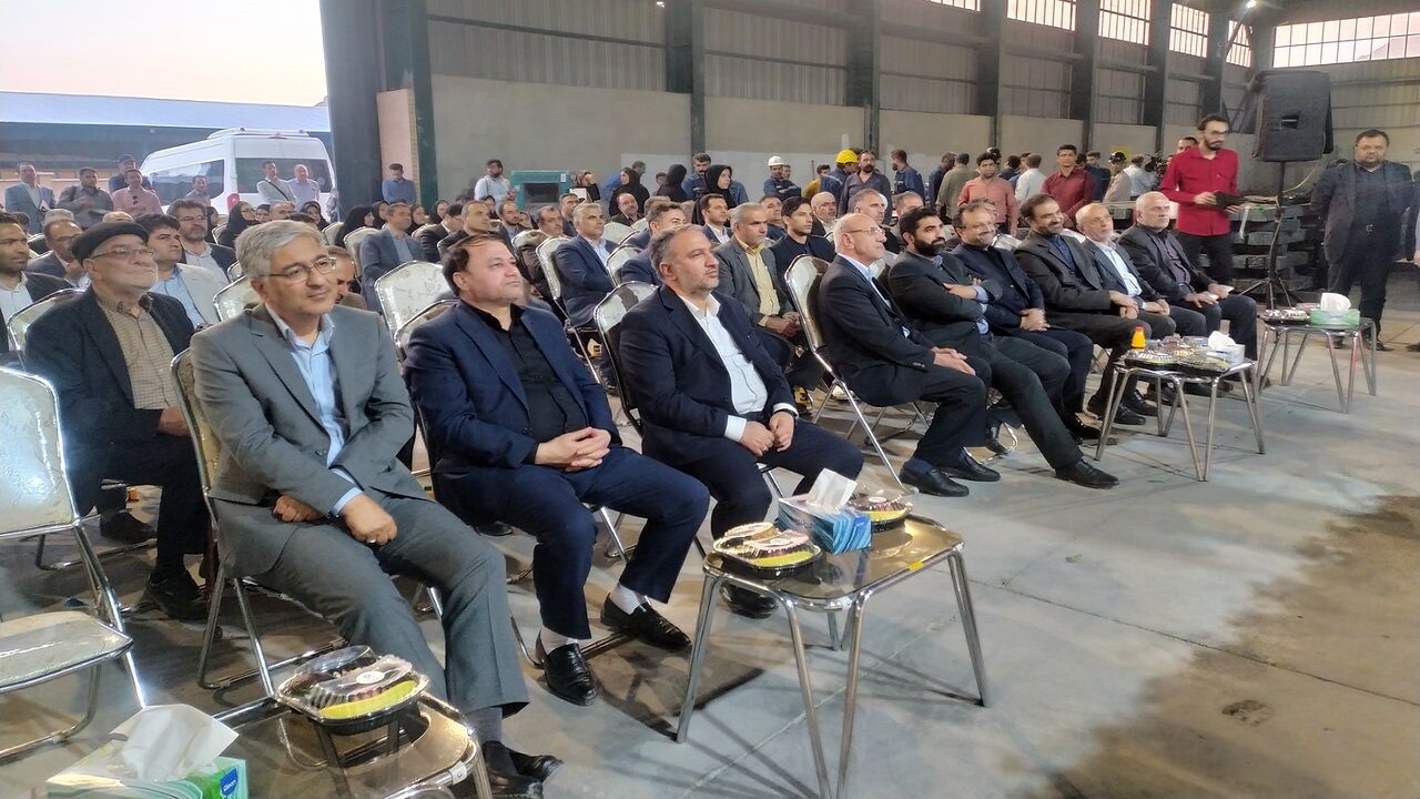 بهره برداری از یک طرح فولادی در شهرک صنعتی شهرکرد