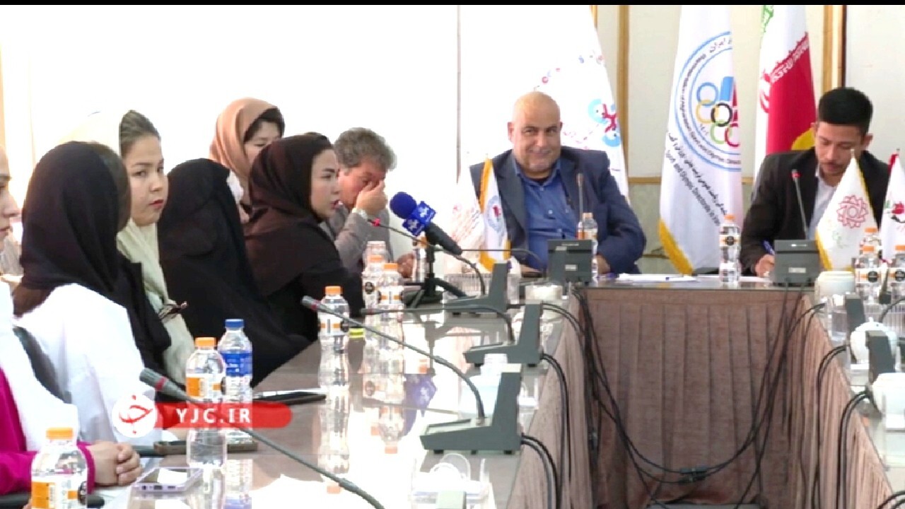 جلسه هم اندیشی بانوان ورزشکار افغانستانی + فیلم