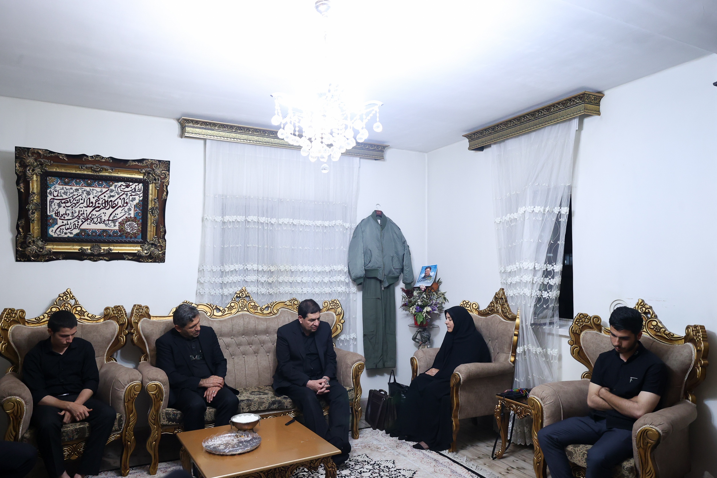 حضور مخبر در منزل شهید قدیمی