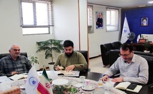 نشست هم اندیشی مسئولان اتباع یزد نشست هم اندیشی مسئولان اتباع یزد