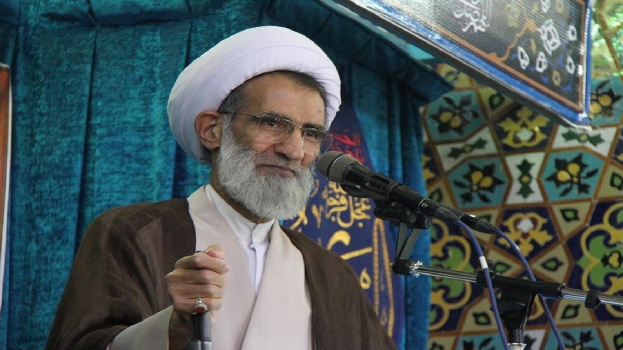 خدمت به جامعه و محرومان سرلوحه کار رئیس‌جمهور شهید بود