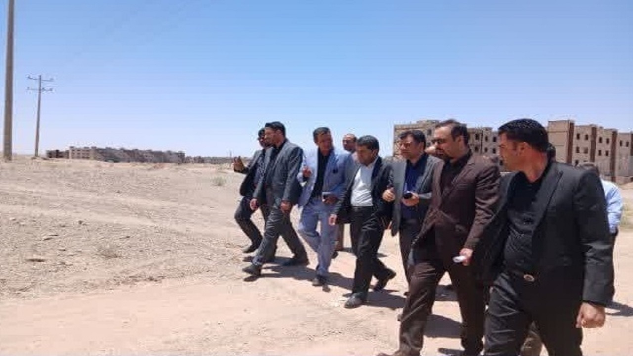 دستگاه‌ها در ساخت مسکن با مردم همکاری داشته باشند