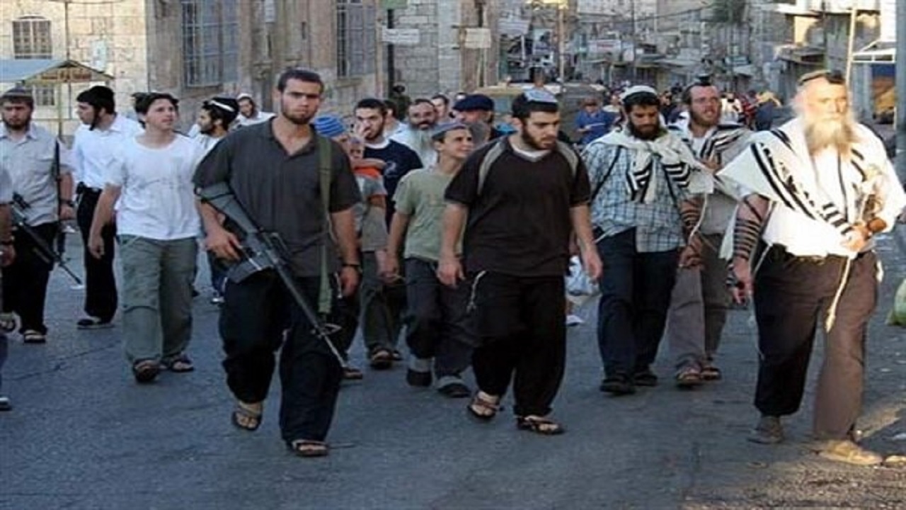 توحش شهرک‌نشینان در کرانه باختری با به آتش کشیدن یک روستا