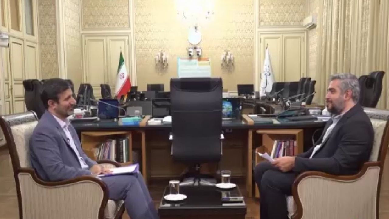 بدون تعارف با سخنگوی شورای نگهبان + فیلم