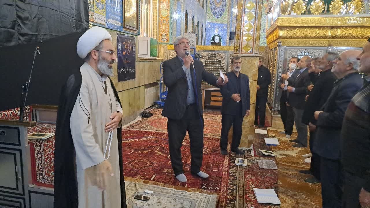 مراسم سینه زنی مردم خوی در سوگ شهید آیت الله رئیسی و همراهانش + تصاویر