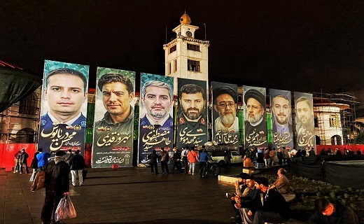 تصاویر رئیس جمهور شهید و همراهانش در رشت