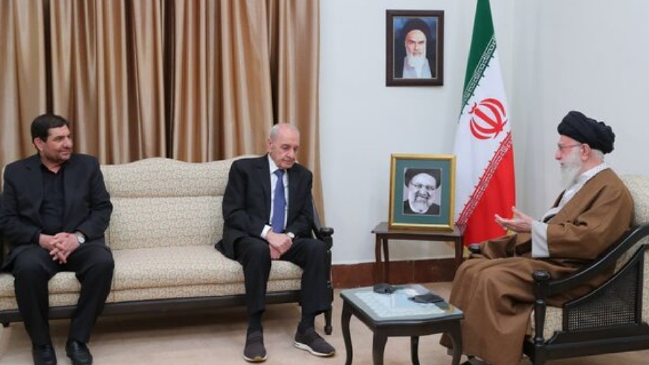 رهبر انقلاب: از دست دادن شهید رئیسی برای ما سخت است
