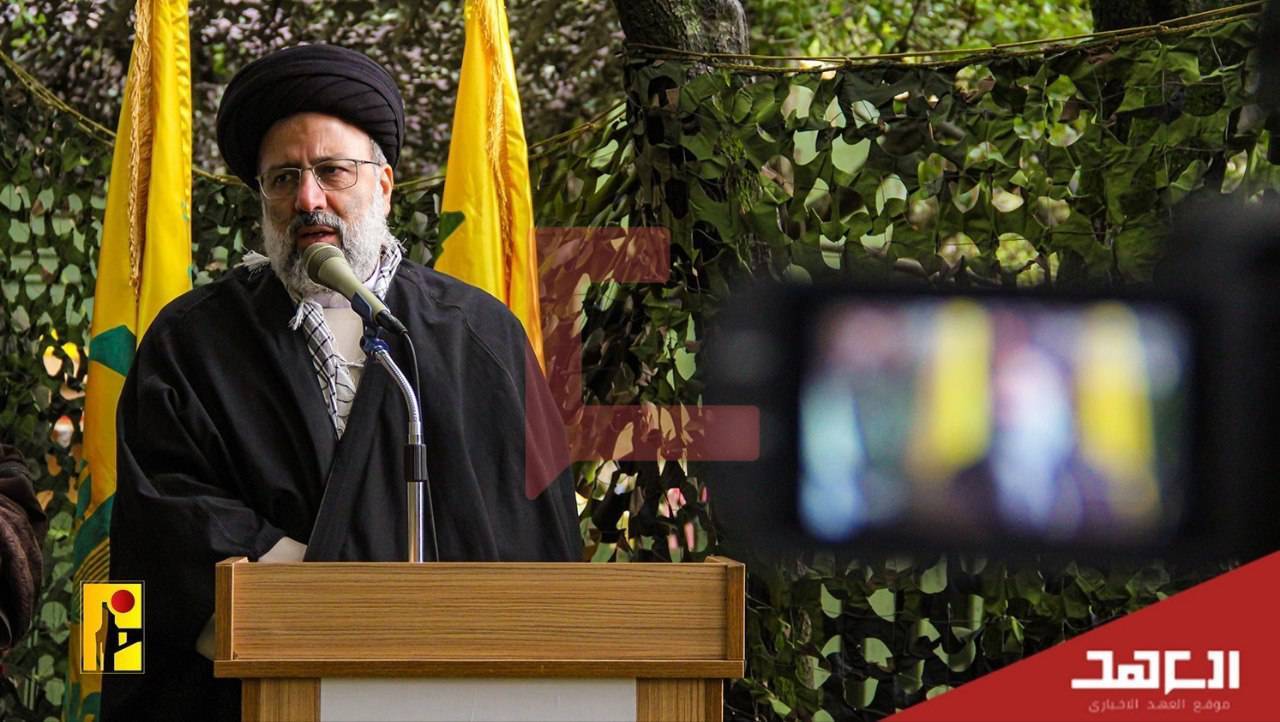 انتشار تصاویر حضور شهید رئیسی در پایگاه حزب الله لبنان برای نخستین بار