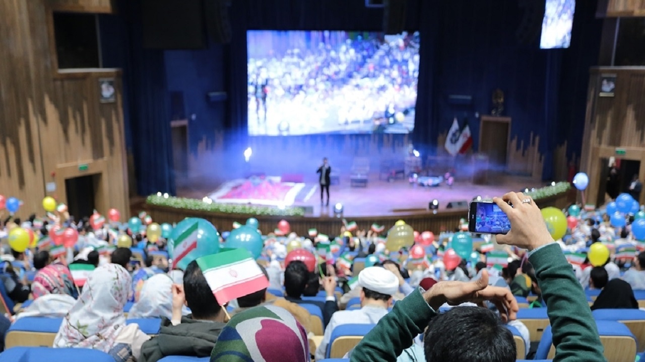 برنامه‌های هفته ازدواج در مشهد با شعار «ازدواج آسان و آسمانی» برگزار می‌شود