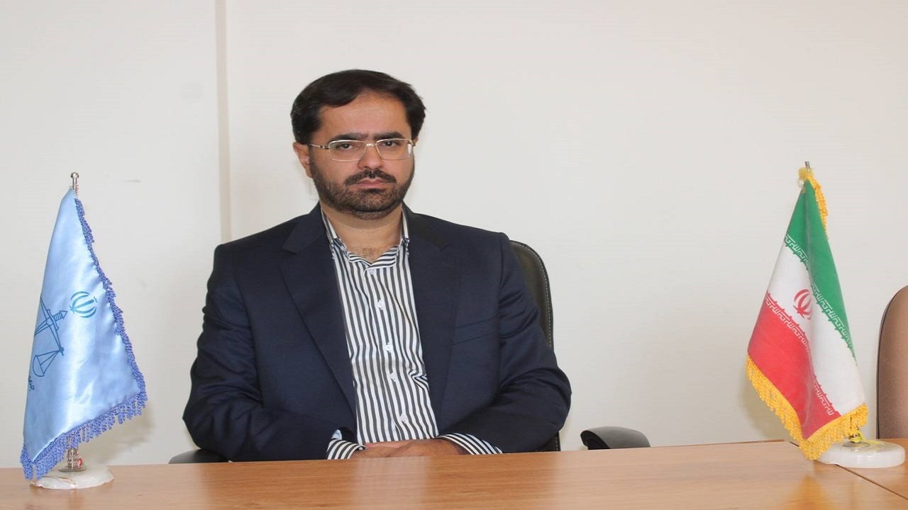 اماکن غیرمجاز عرضه قلیان در زرند پلمب خواهند شد