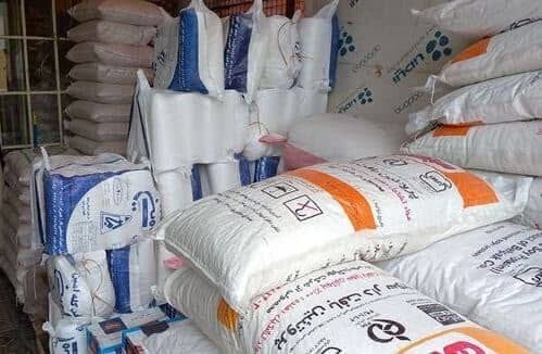 انبار احتکار میلیاردی کالا‌های اساسی در اردبیل لو رفت