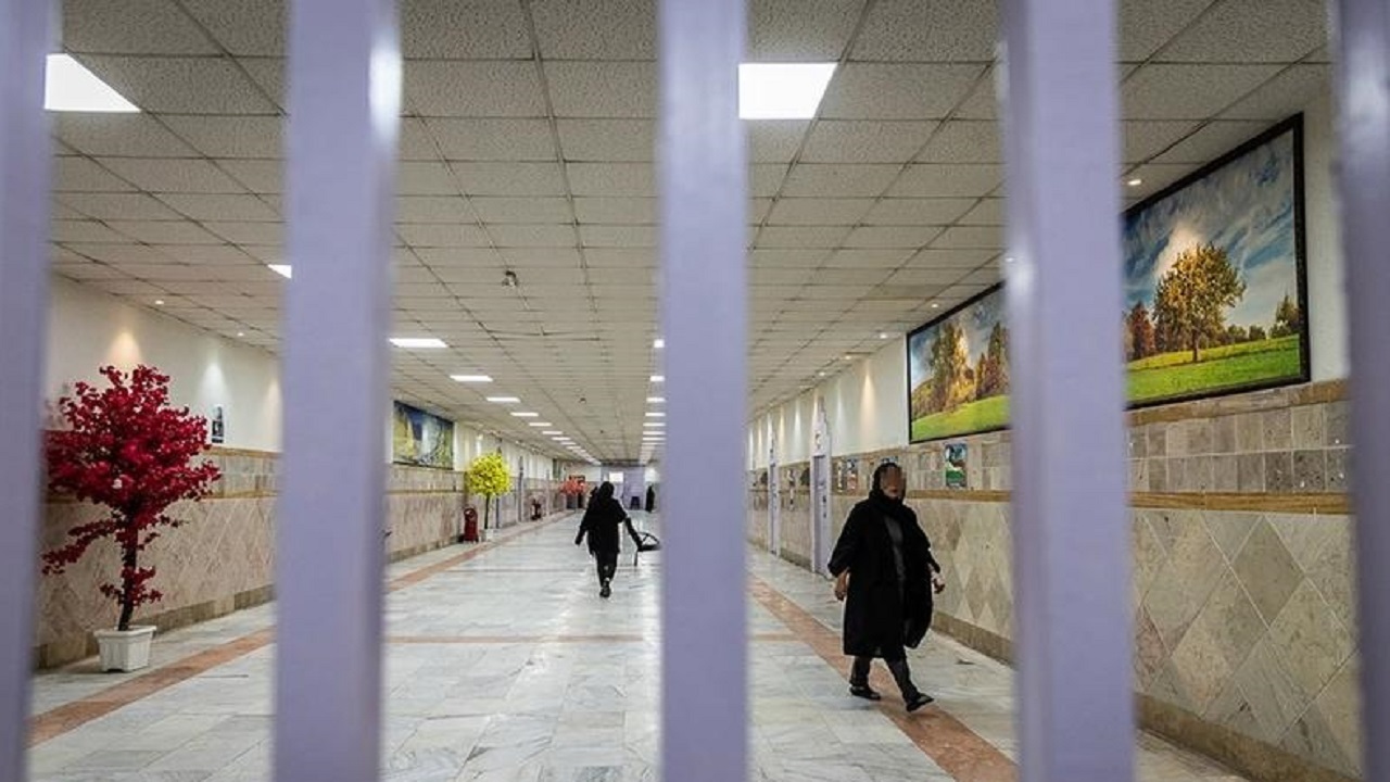 آذرپیک وارد زندان شد