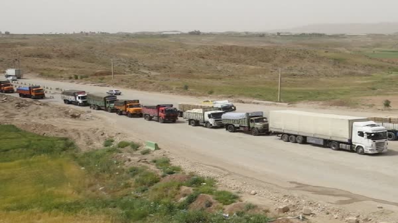 بیش از ۶۳ هزار دستگاه کامیون، کالا‌های صادراتی خود را به خارج از کشور صادر کردند