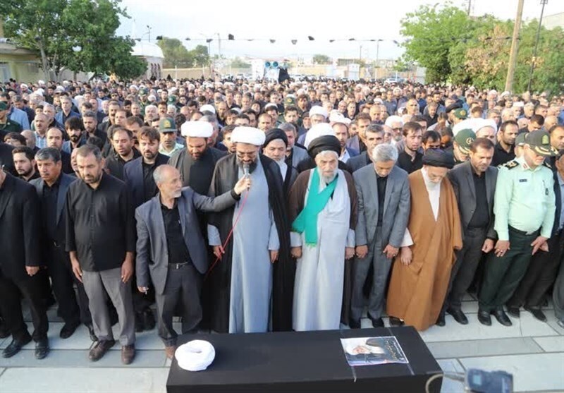 مراسم تشییع پیکر آیت‌الله طه محمدی در همدان