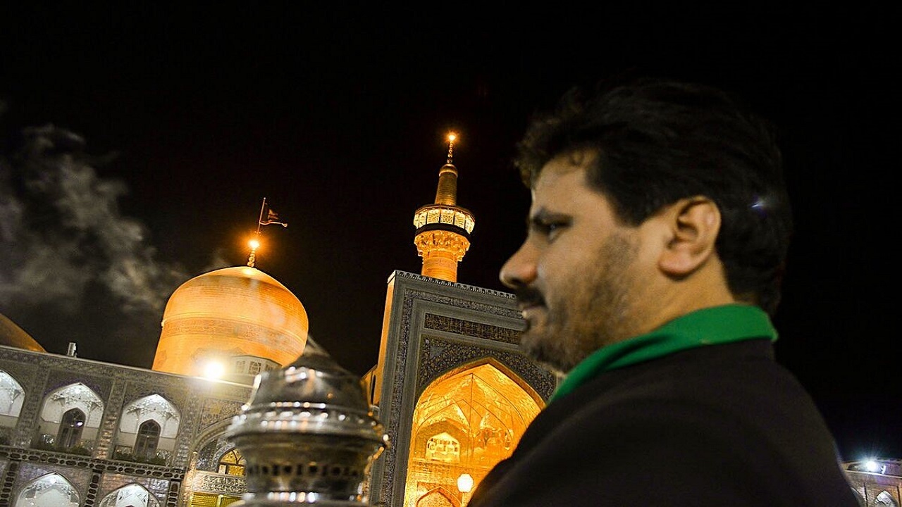 رونمایی از اسناد ۴۳۳ ساله عودسوزی در حرم امام رضا(ع)