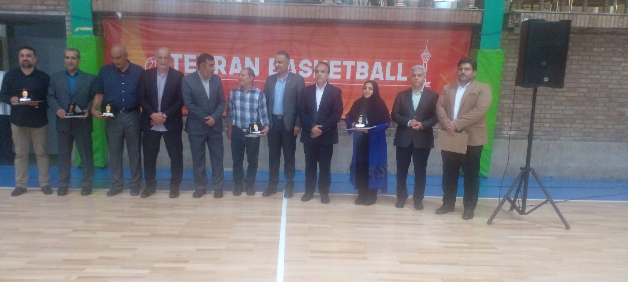تجلیل از پیشکسوتان بسکتبال استان تهران