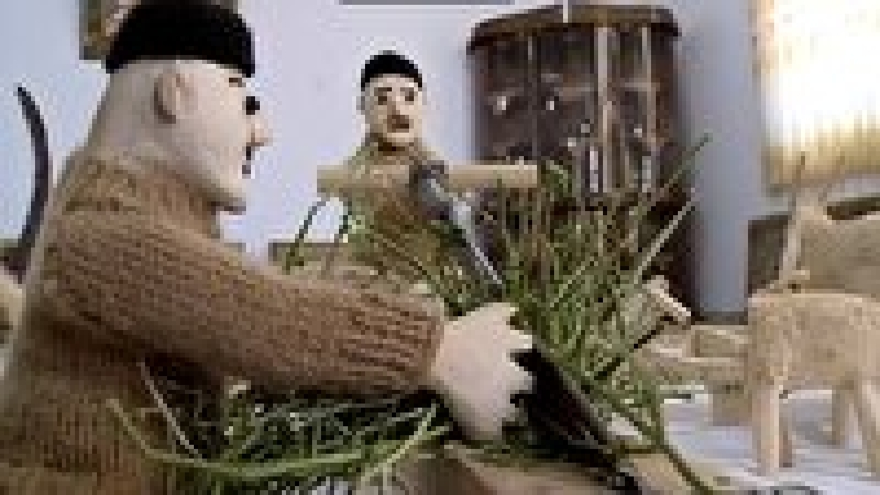 نمایشگاه دست سازه‌های چوبی در بوئین زهرا + فیلم