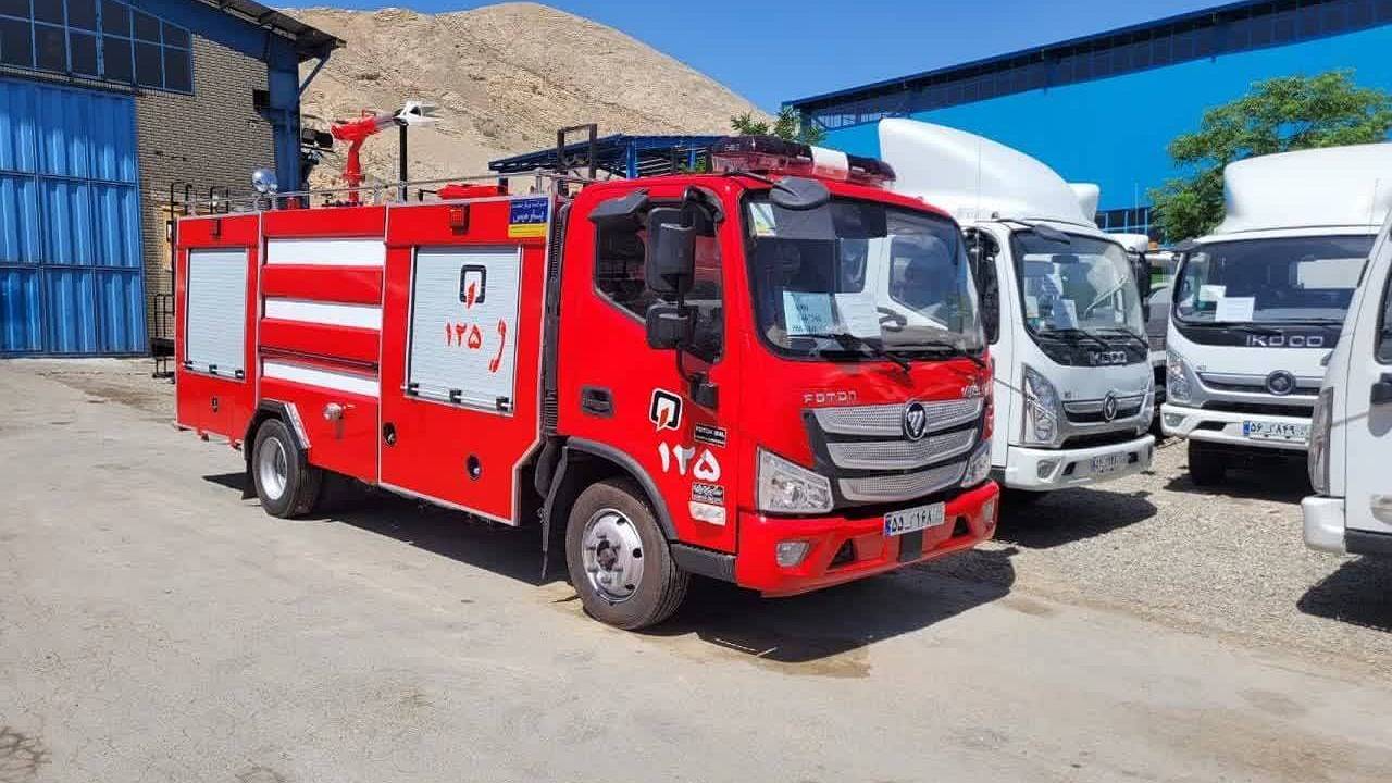 اضافه شدن یک دستگاه خودروی فتون ۶  تن به سازمان آتش نشانی زرند