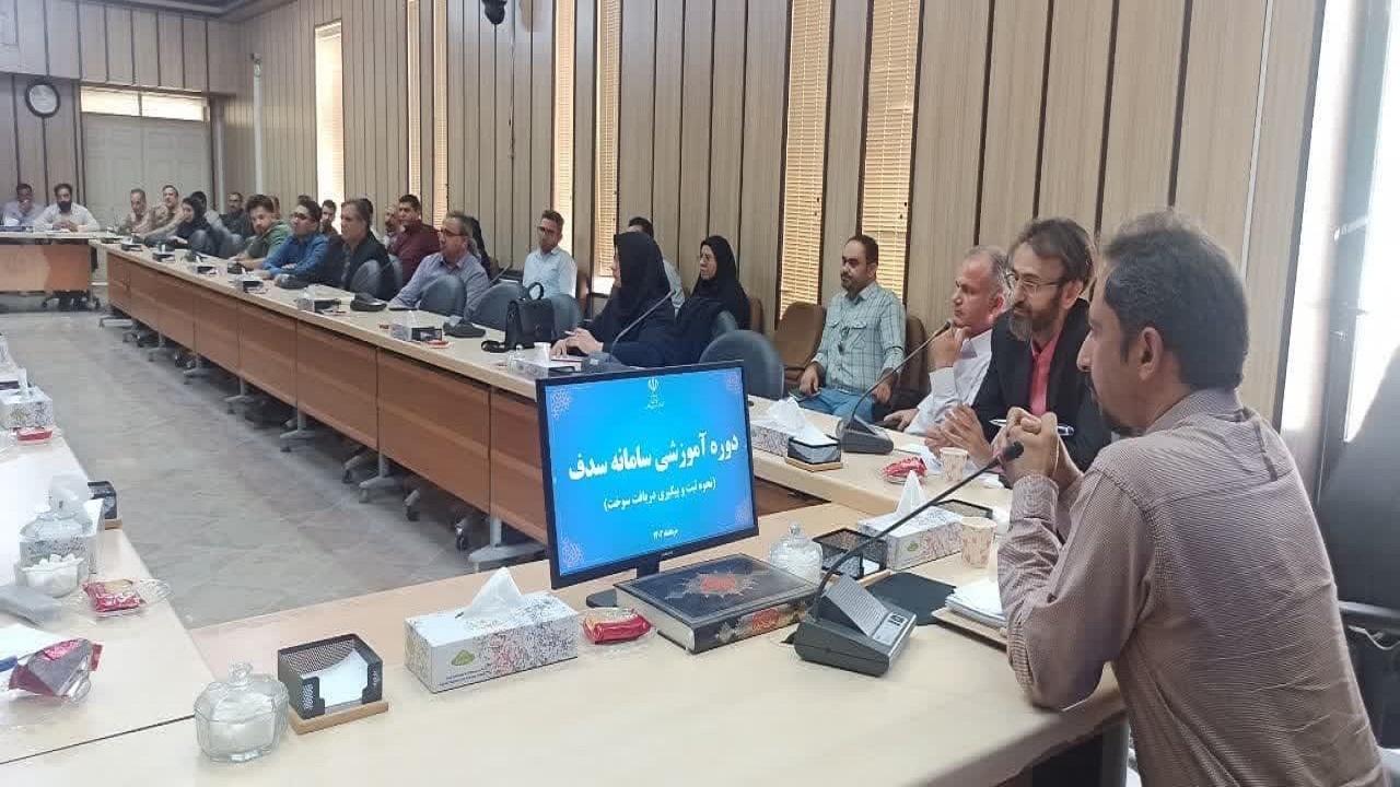 متقاضیان دریافت سوخت به سامانه سدف مراجعه کنند