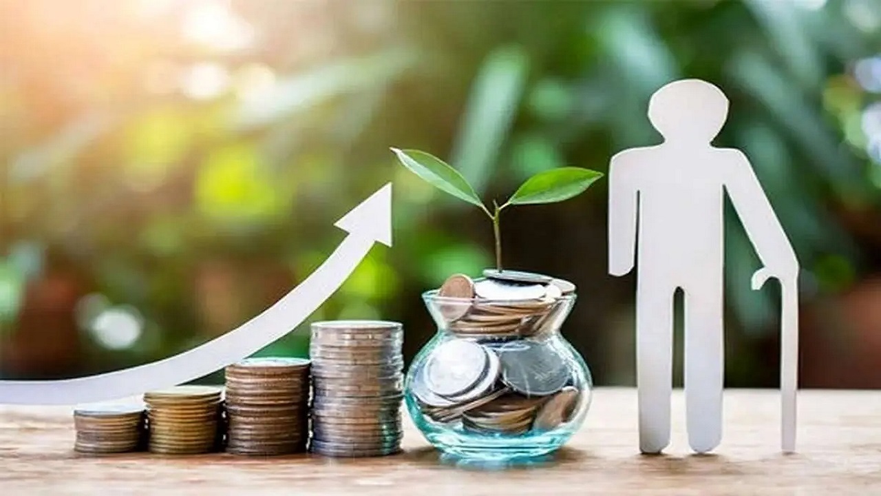 بازنشستگان ۱۴۰۰ آموزش و پرورش در انتظار اصلاح احکام