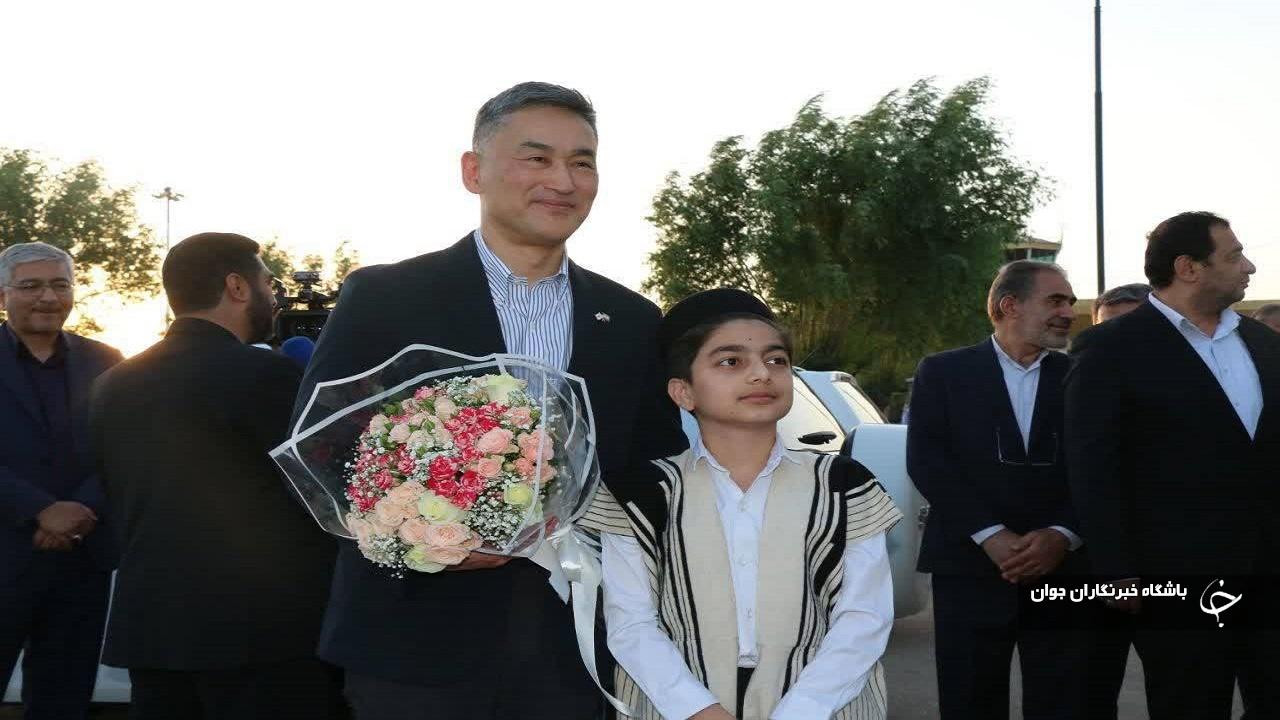 سفیر ژاپن وارد شهرکرد شد+تصاویر