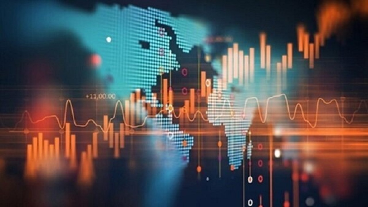 بازار سهام همچنان سوار بر نوار خروج پول حقیقی‌ها