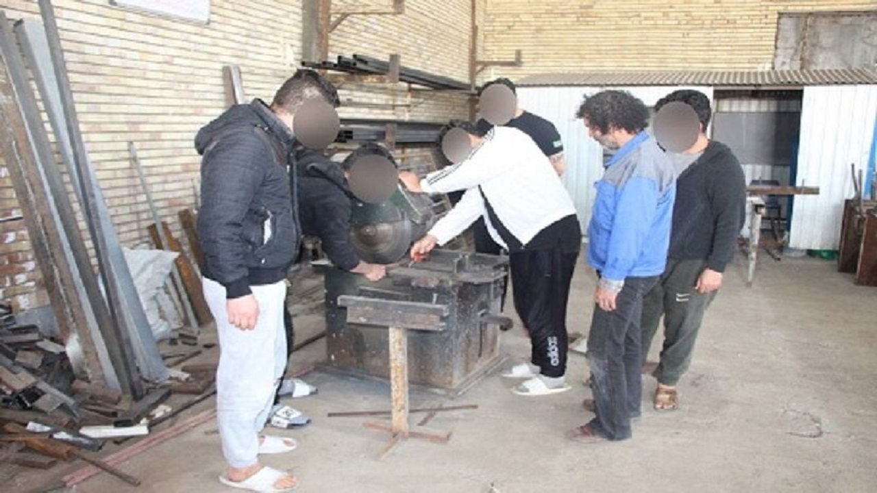 بهره مندی ۲ هزار و ۲۰۰ زندانی در اردبیل از آموزش‌های مهارتی