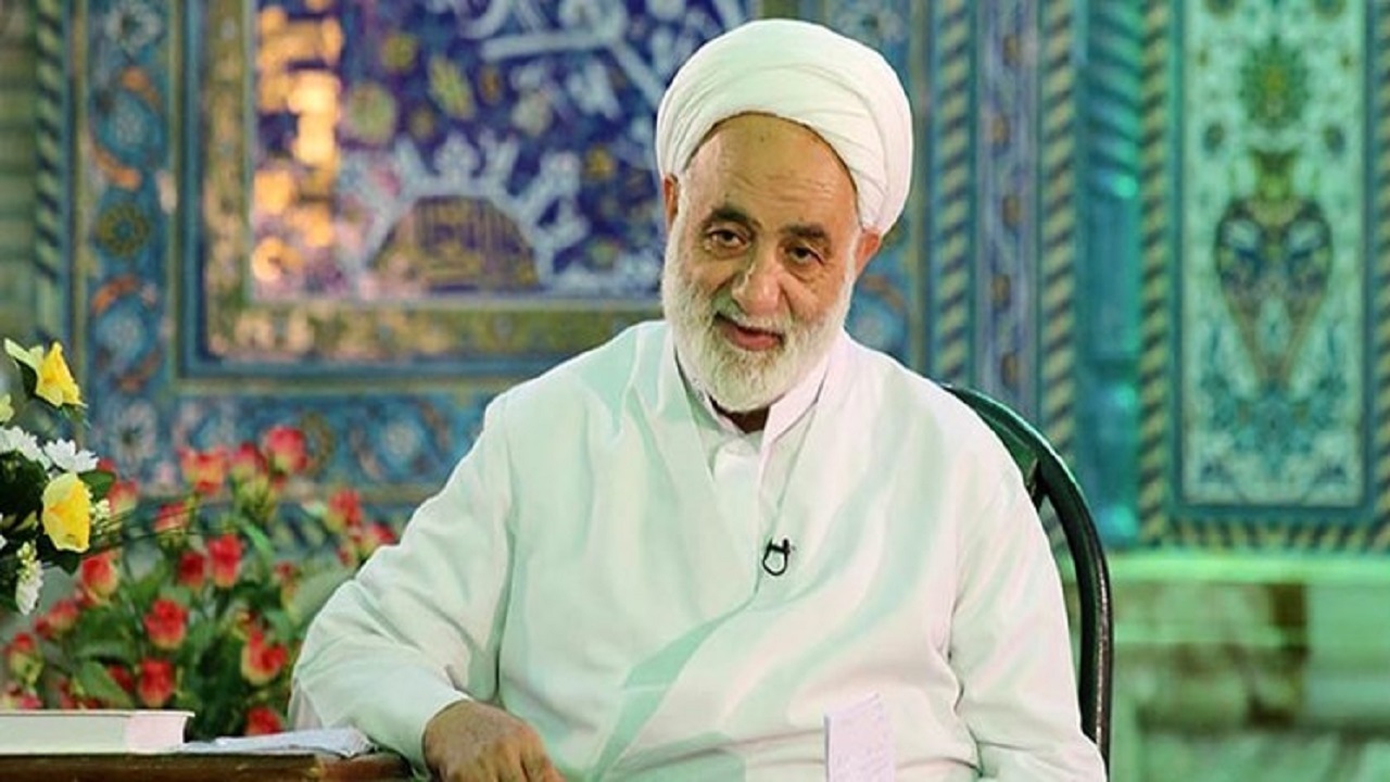 نماز مثل شیر تمام نیاز‌های اساسی شخص را تامین می‌کند + فیلم