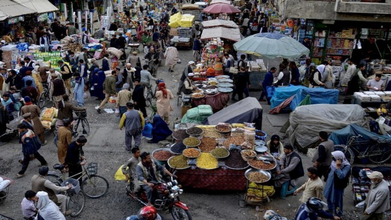 کاهش تولید ناخالص داخلی در افغانستان