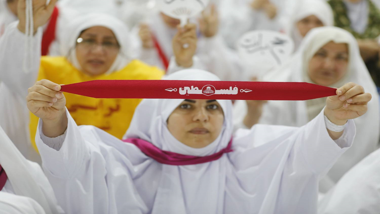 از حضور گسترده حجاج ایرانی تا اهتزاز پرچم فلسطین + عکس
