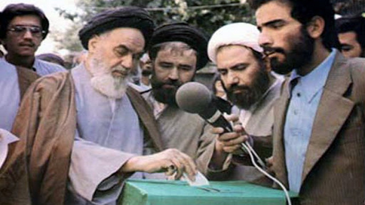 سخنان امام خمینی (ره) درباره اختلاف بین گروه‌ها + فیلم