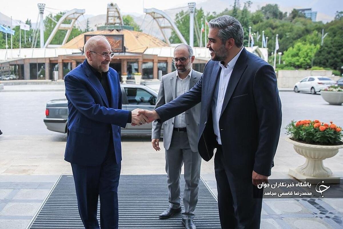 تشییع پیکر شهید خلبان مهدی فیروزمند