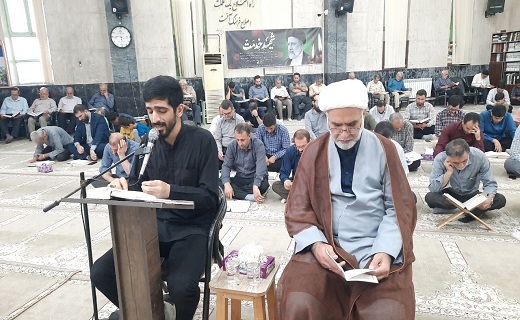 طنین نوای روحبخش دعای عرفه در مصلای رشت + تصاویر