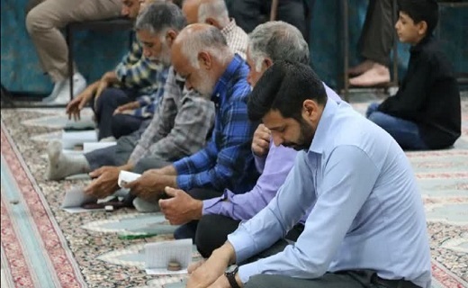 زمزمه دعای عرفه در مهردشت + تصاویر زمزمه دعای عرفه در مهردشت + تصاویر
