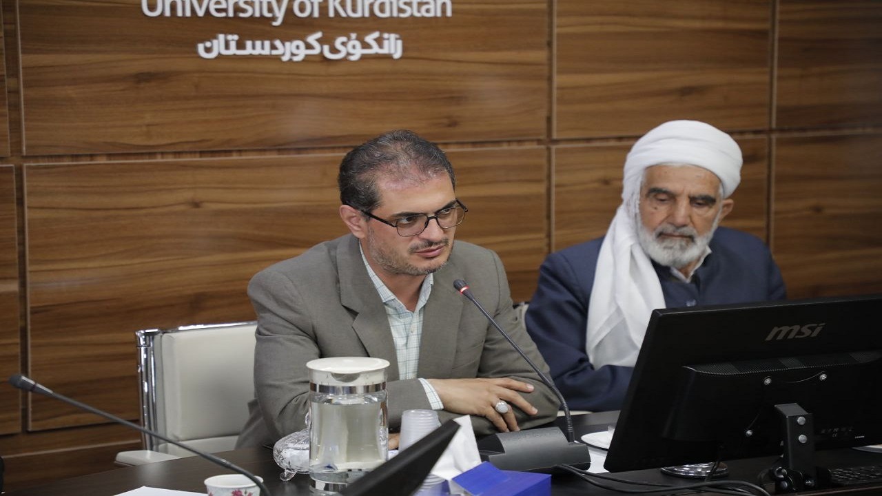 روسای دانشگاه‌ها با فراهم کردن بستر لازم، مروج نماز باشند
