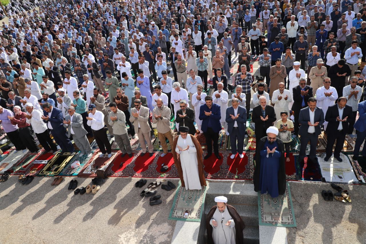 اقامه نماز عید قربان در زاهدان +فیلم و تصاویر