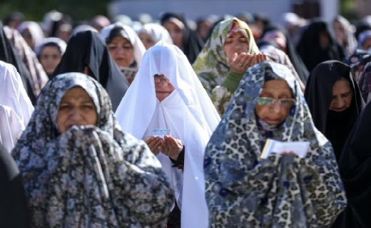 اقامه نماز عید قربان در قزوین+ تصاویر