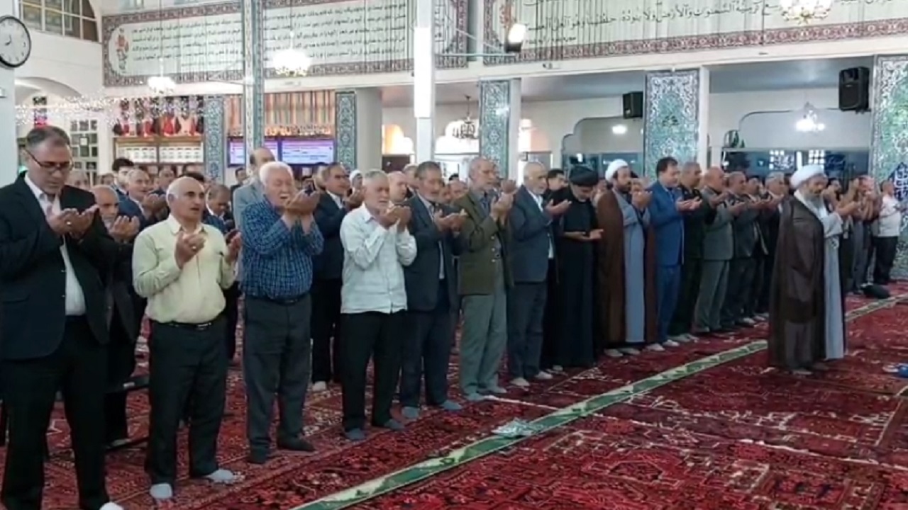 اقامه نماز عید سعید قربان در مسجد شیخ عماد اهر + فیلم