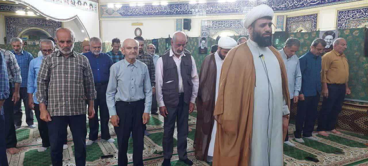 اقامه نماز عید قربان در سیمرغ