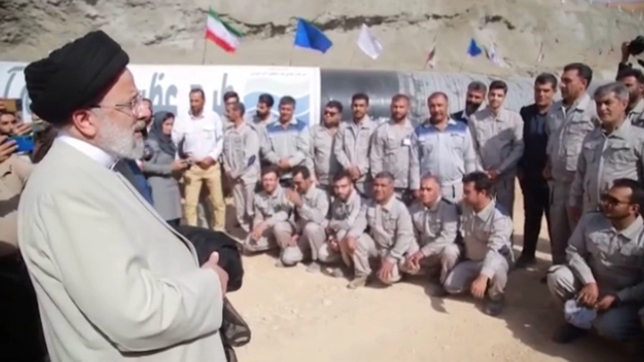 کارگرانی که شهید رئیسی از آنان قدردانی کرده بود