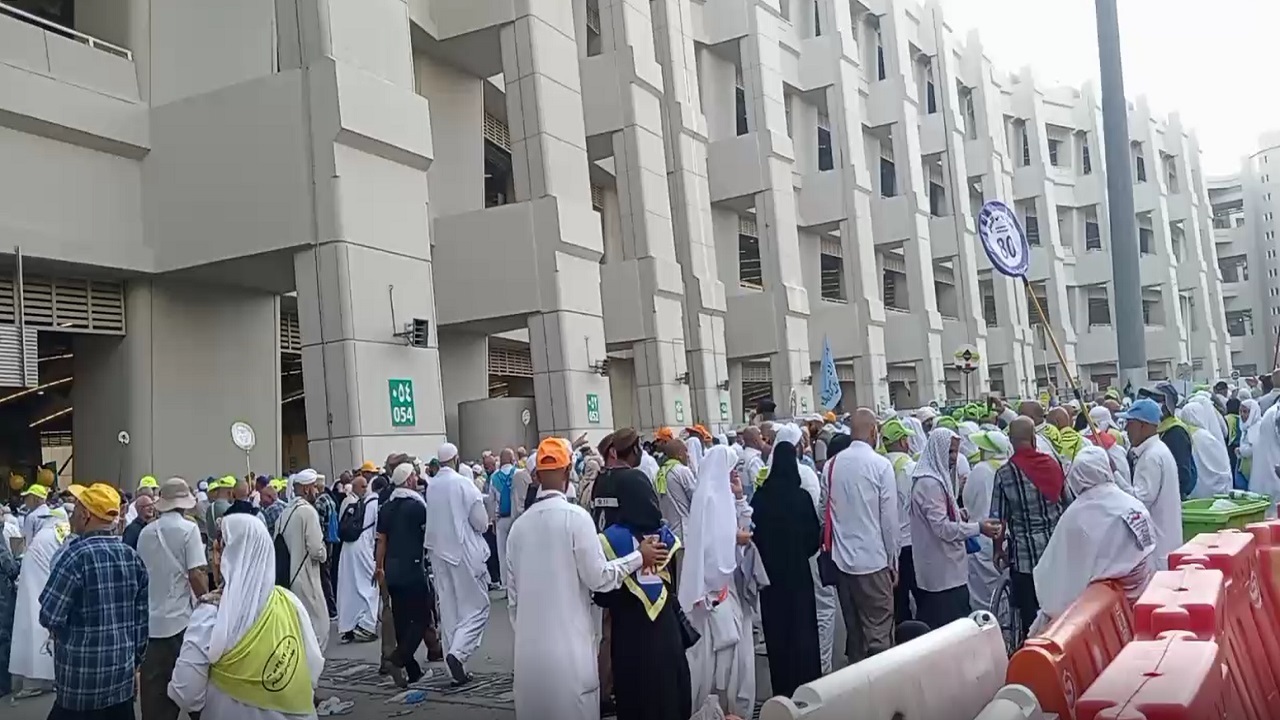 فیلمی از آخرین مناسک ایام تشریق حجاج در جمرات