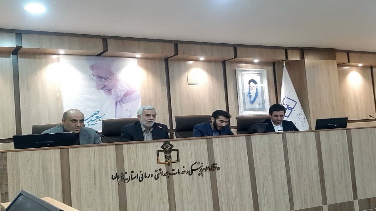 جلیلی برای کنار کشیدن هیچ حجتی ندارد