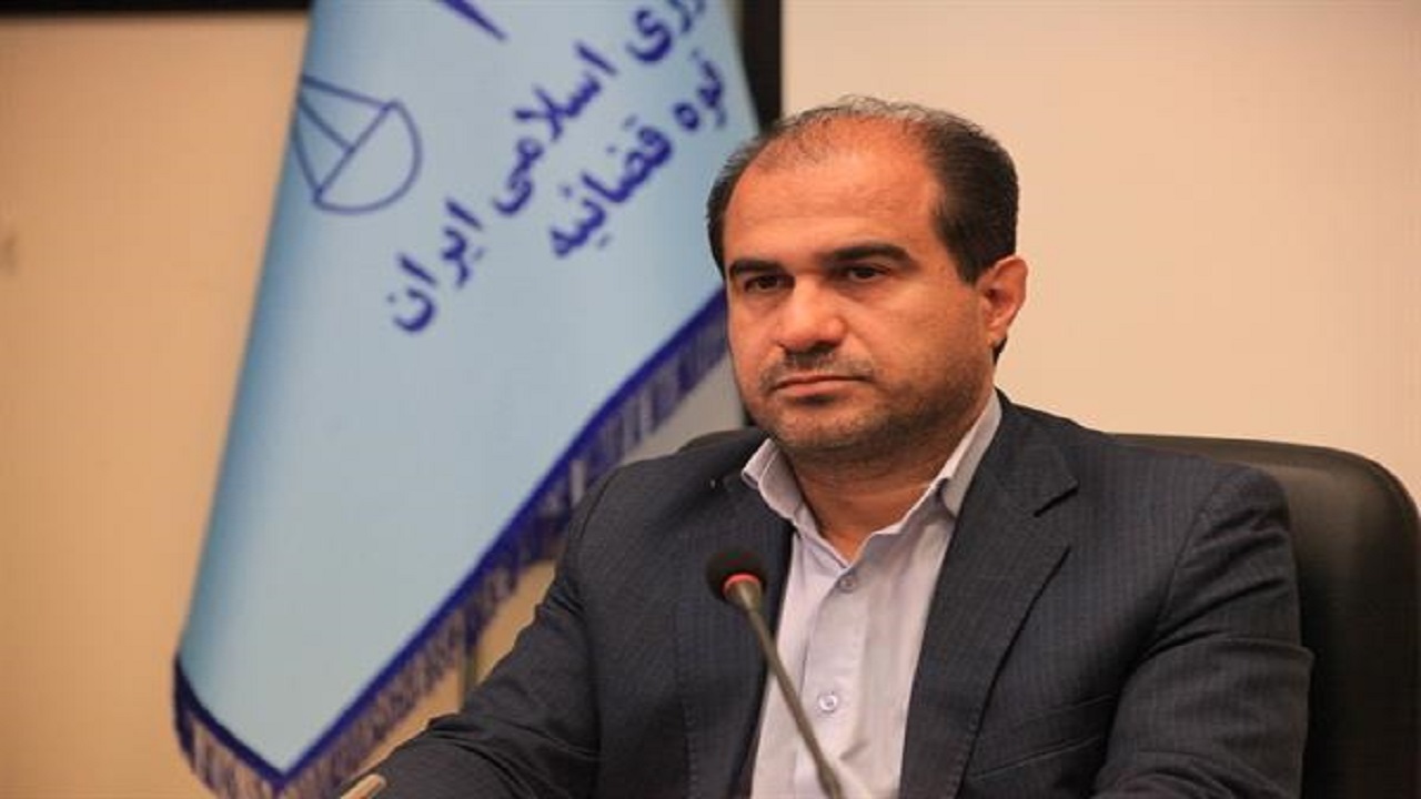 برپایی میز خدمت برای پاسخگویی به سئوالات حقوقی و قضایی مردم